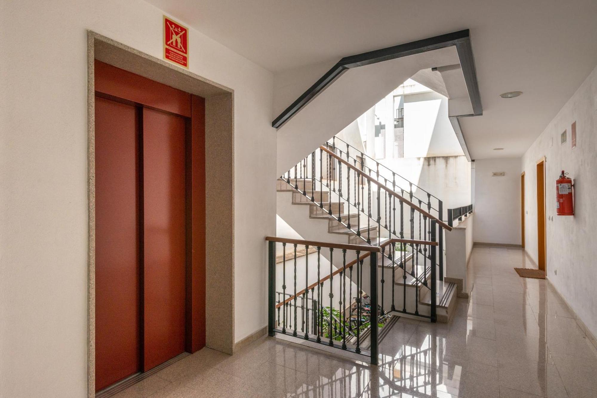 First Floor Near Macarena Church เซบีญา ภายนอก รูปภาพ